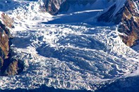 Ледопад Гьунг Канг – словно замерзший поток